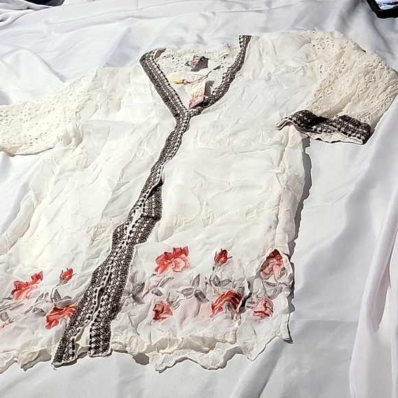 Johnny Was Tops - Johnny Was Rosey Kimono Top